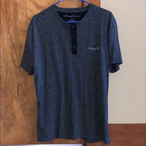Kenneth Cole T-shirt